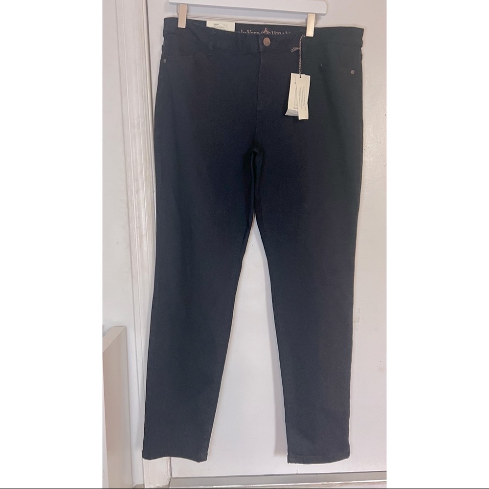 NEW WITH TAGS! Simply Vera Vera Wang (16) skinny mid rise